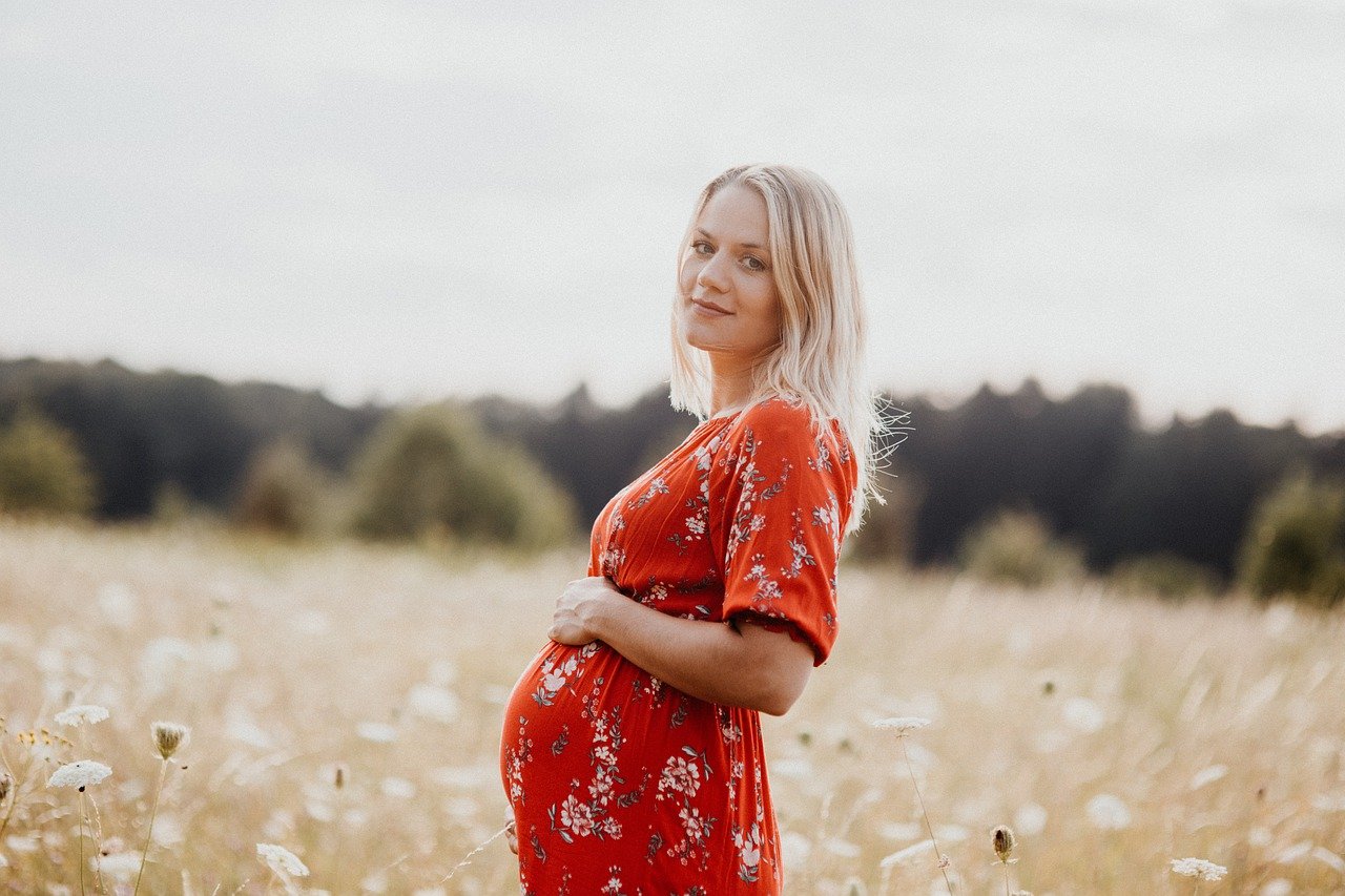 Ubrania ciążowe – 10 błędów, których możesz uniknąć